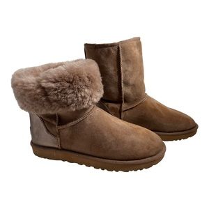 UGG | Classic Sheepskin Boots with Metallic Leather Heel Tan/Beige SZ12